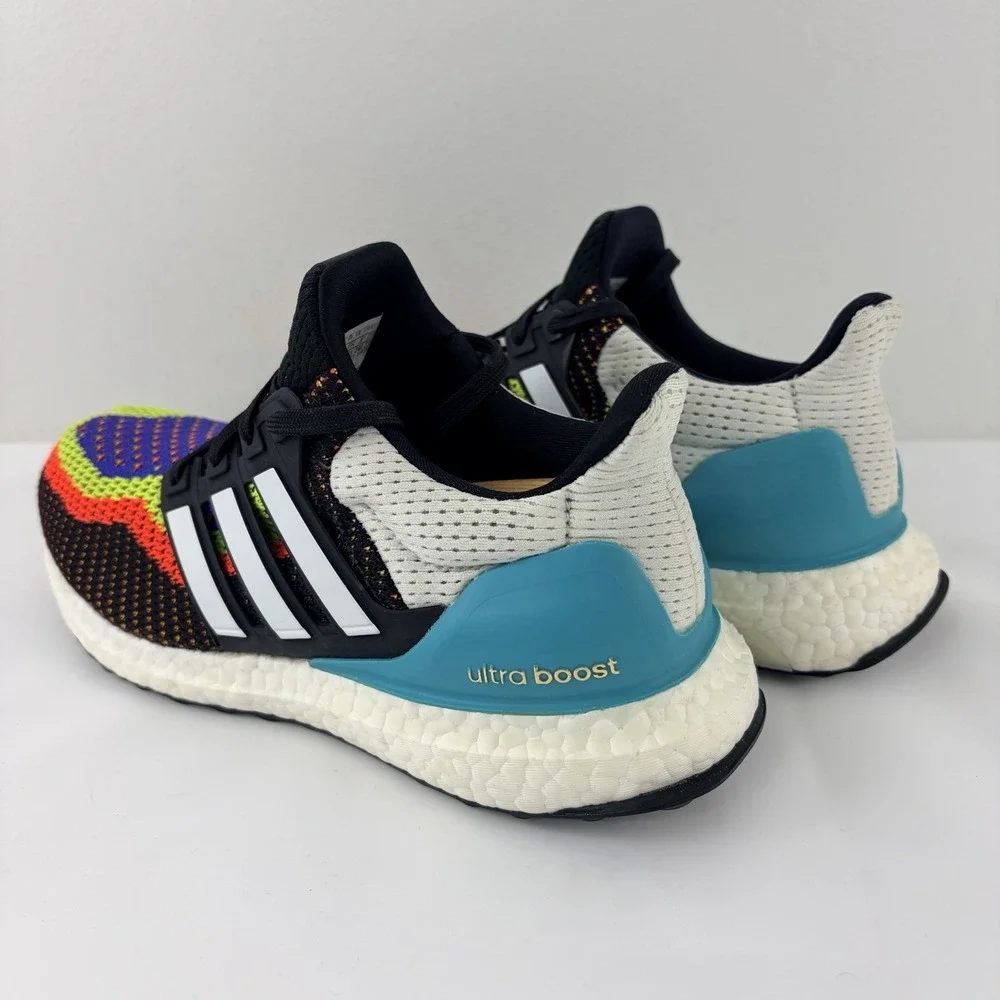 Adidas Women's UltraBoost Rainbow Knit Running Shoes‎ Black Size 7 US EU 38 2/3